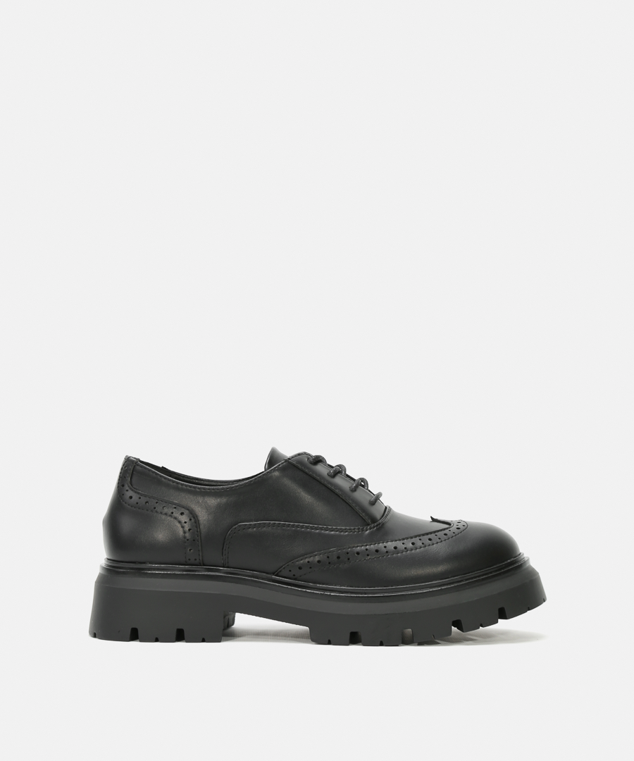 Zapatos blucher detalle